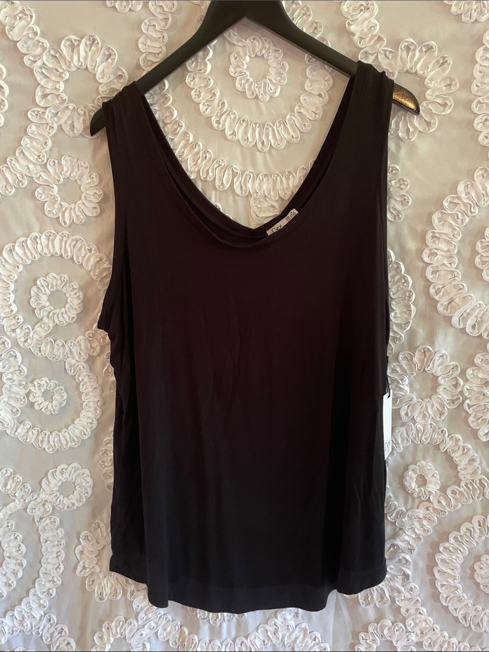 Dex Plus Black color Scoop Neck, reversible to V-neck Sleeveless Tank Top